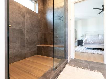 Bathroom - Lindan Homes