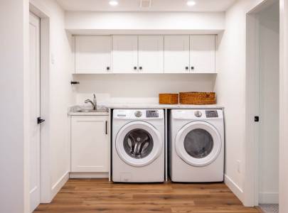 Mud room - South Langley - Home Renovation