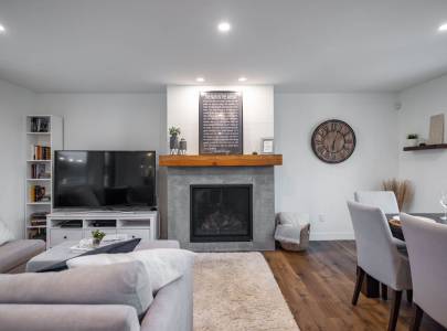 Living Room - South Langley - Home Renovation